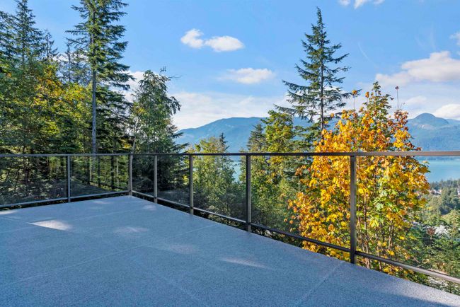1135 Copper Drive, House other with 3 bedrooms, 3 bathrooms and 6 parking in Britannia Beach BC | Image 36