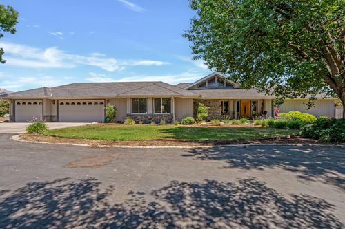 31287 Melanie Ct, Springville, CA, 93265-9692 | Card Image