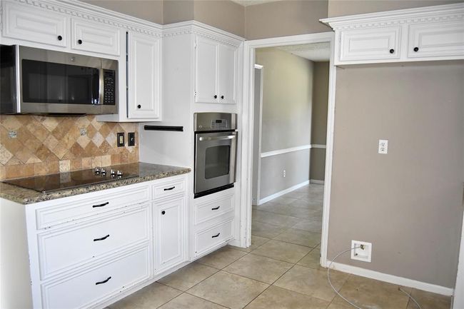 stainless steel oven and microwave | Image 15