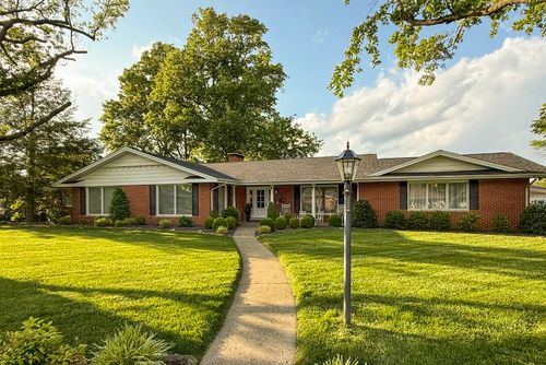 1902 Suzanne Dr, Marion, IL, 62959-1404 | Card Image