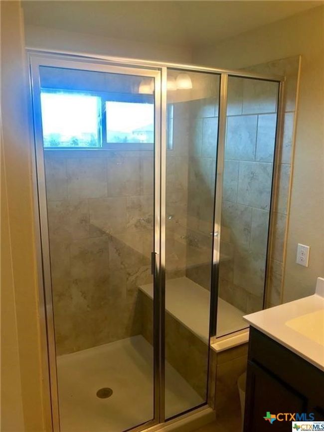 2282 Falcon Way, House other with 3 bedrooms, 2 bathrooms and null parking in New Braunfels TX | Image 9
