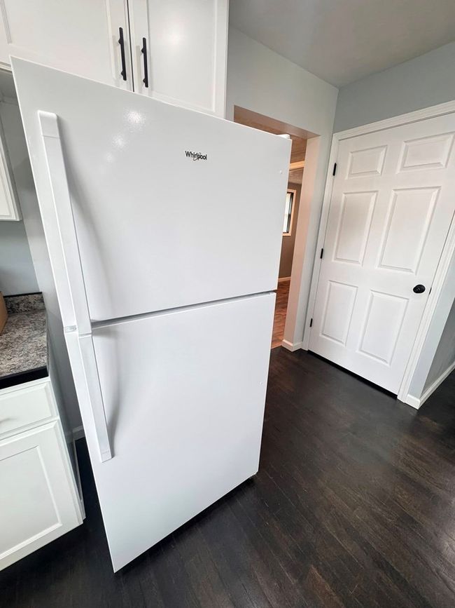 18437 Governor G C Peery Hwy, House other with 3 bedrooms, 2 bathrooms and null parking in Pounding Mill VA | Image 25