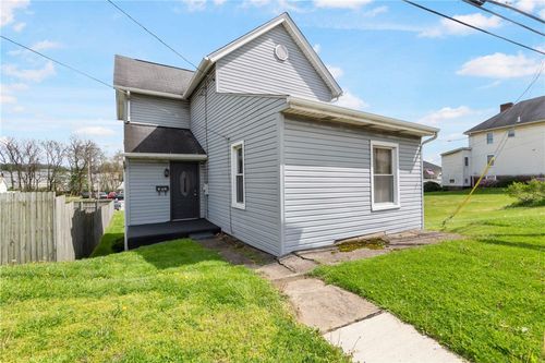 402 N 4th St, Youngwood, PA, 15697-1502 | Card Image