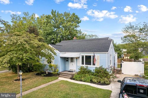 64 Shepherd Rd, CHERRY HILL, NJ, 08034-2615 | Card Image