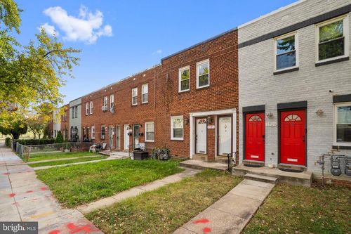 1731 Holbrook St Ne, WASHINGTON, DC, 20002-2507 | Card Image