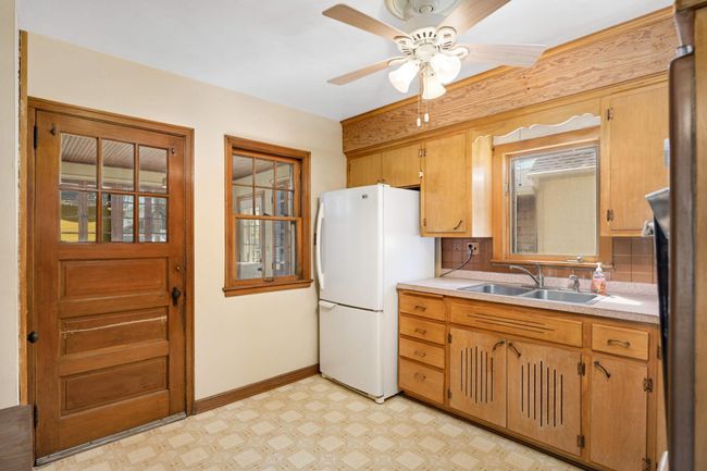4223 Nokomis Ave, House other with 3 bedrooms, 1 bathrooms and null parking in Minneapolis MN | Image 9