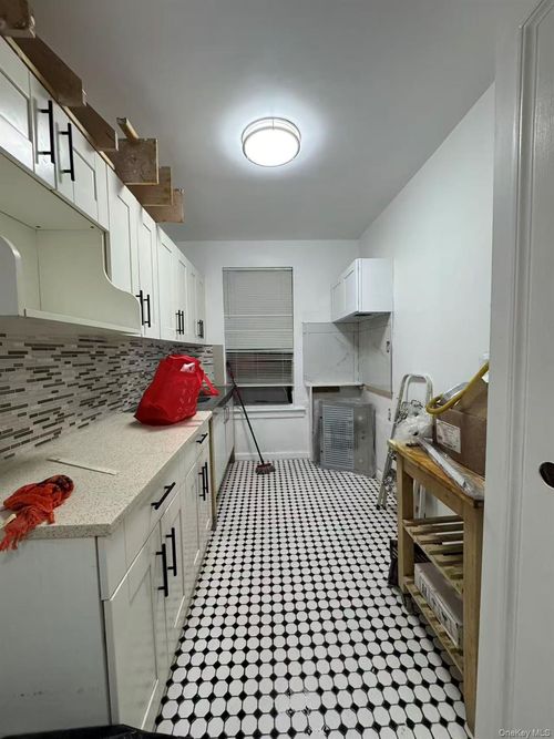 apt-1f-58 43rd Ave, Woodside, NY, 11377-4814 | Card Image