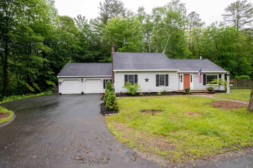 88 Pleasant Valley Rd, Springfield, VT, 05156-9494 | Card Image