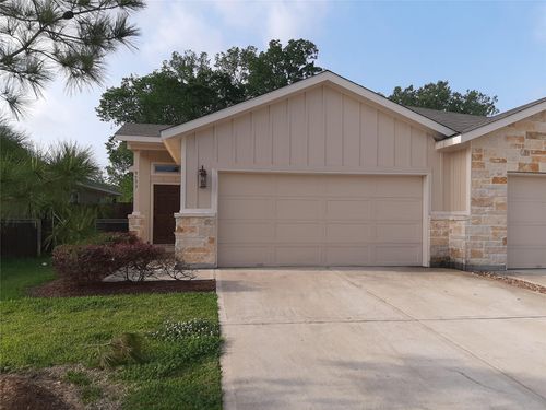 9733 Grosbeak Ln, Magnolia, TX, 77354-7036 | Card Image