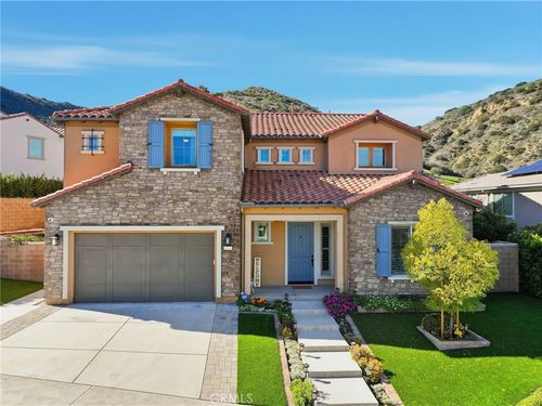 8273 N Clear Sky Way, West Hills, CA, 91304-5816 | Card Image