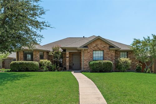 818 Foxwood Ln, Wylie, TX, 75098-3828 | Card Image