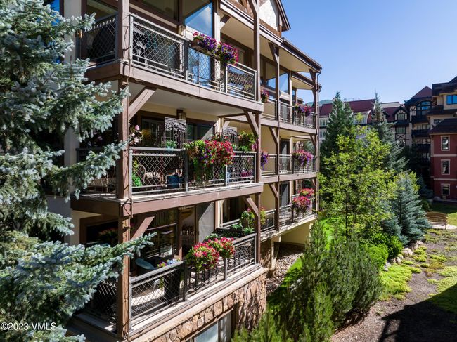 222 - 684 W Lionshead Cir, Condo with 5 bedrooms, 6 bathrooms and 2 parking in Vail CO | Image 7
