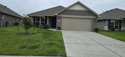 5311 New Iberia Ln, Dickinson, TX, 77539-1953 | Card Image