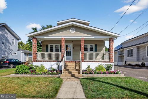 9 Harvard Ave, STRATFORD, NJ, 08084-1207 | Card Image