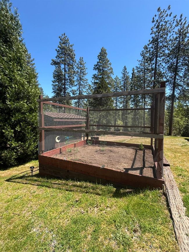 10415 - 10415 Mcmahon Rd, House other with 3 bedrooms, 5 bathrooms and null parking in Coulterville CA | Image 87