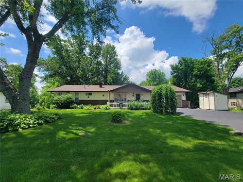 1317 Bridlespur Ln, Troy, IL, 62294-2536 | Card Image