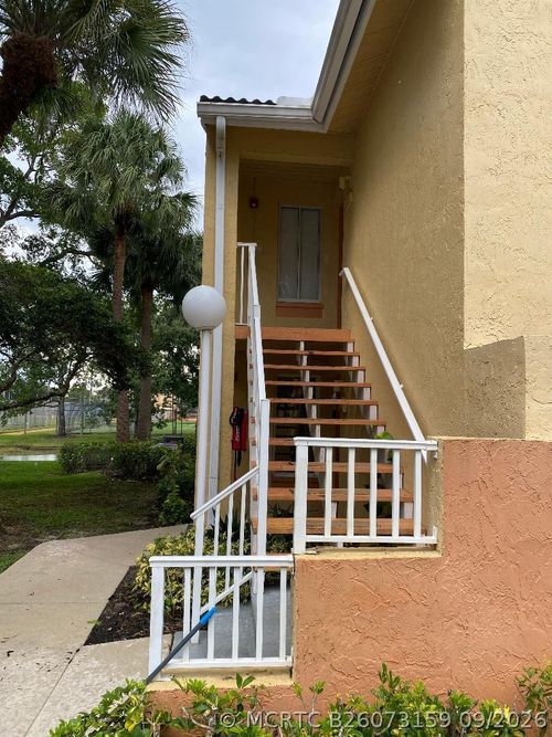 1095-1095 Coral Club Dr, Coral Springs, FL, 33071-5660 | Card Image