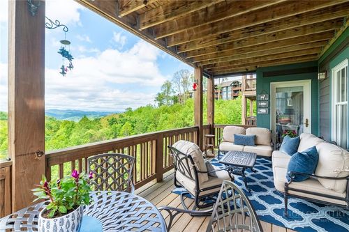 r1211-942 Ridge Haven Pkwy, Banner Elk, NC, 28604-6052 | Card Image