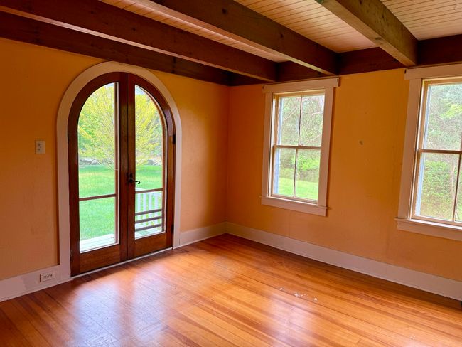 C - 19-C Old Woods Rd, House other with 4 bedrooms, 3 bathrooms and null parking in Chilmark MA | Image 9