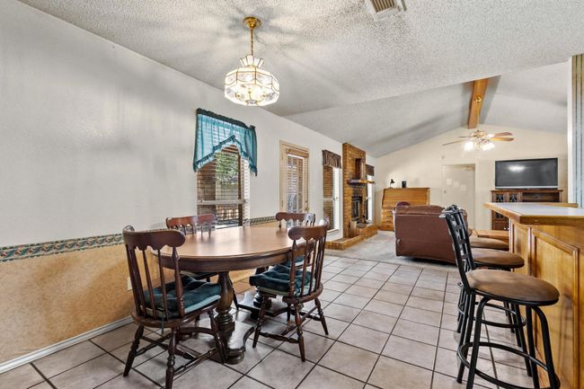 9400 Timbercreek Dr, House other with 3 bedrooms, 2 bathrooms and null parking in Bonham TX | Image 14