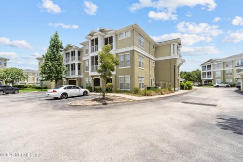 1115-8290 Gate Pkwy, Jacksonville, FL, 32256 | Card Image