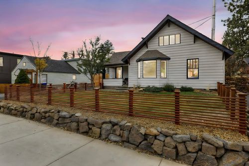 145 Nw Jefferson Pl, Bend, OR, 97703-2626 | Card Image