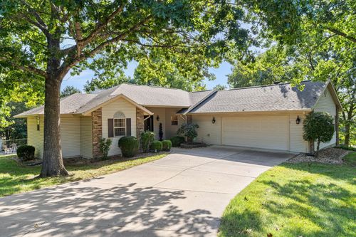 567 Austin Pl, Reeds Spring, MO, 65737-7325 | Card Image