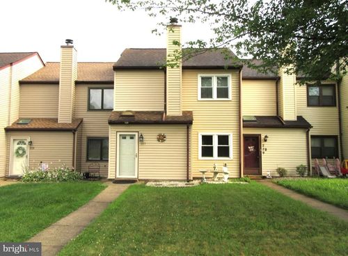 227 E Green Valley Cir, NEWARK, DE, 19711-8708 | Card Image