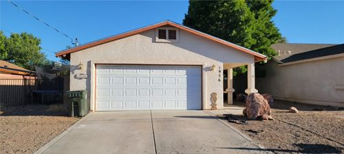 1936 Mullen Ave, Kingman, AZ, 86401-5147 | Card Image