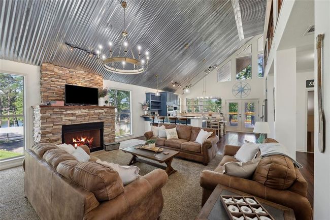 243 Riverbirch, House other with 5 bedrooms, 4 bathrooms and 2 parking in Brookeland TX | Image 6