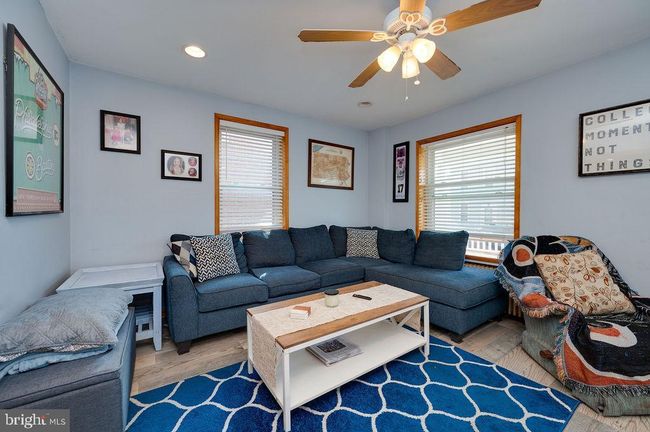 130 W Poplar St, Home with 3 bedrooms, 2 bathrooms and null parking in FLEETWOOD PA | Image 9