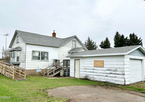 307 County Road 14, Underwood, ND, 58576-9619 | Card Image