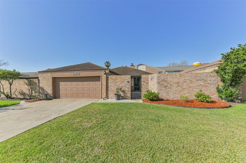 16931 Amidon Dr, Spring, TX, 77379-4875 | Card Image
