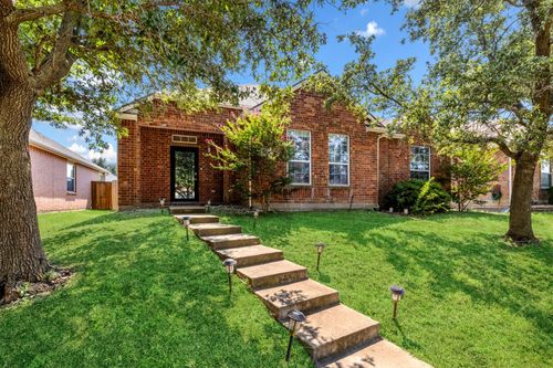 1526 Cliff Creek Dr, Allen, TX, 75002-0920 | Card Image