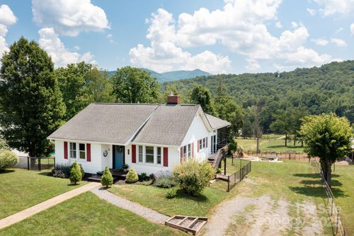 358 Onteora Blvd, Asheville, NC, 28803-9687 | Card Image