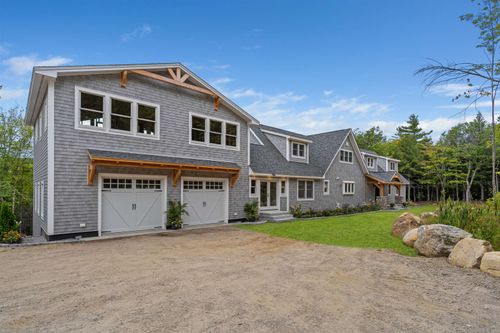 365 Pinkham Notch Rd, Jackson, NH, 03846-5037 | Card Image