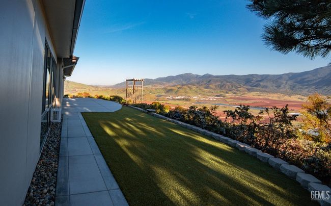 26700 Skyline Dr, House other with 3 bedrooms, 3 bathrooms and null parking in Tehachapi CA | Image 51