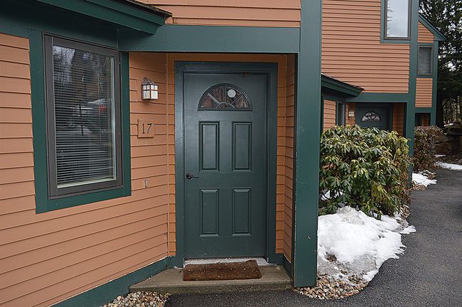 17B - 9 Mountain Sun Way, Condo with 3 bedrooms, 4 bathrooms and null parking in Waterville Valley NH | Image 6