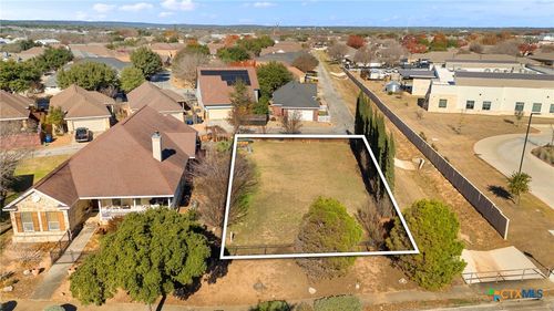 1659 Hanz Dr, New Braunfels, TX, 78130-2454 | Card Image