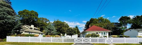 83 Vanderbilt Ave, West Babylon, NY, 11704-7320 | Card Image