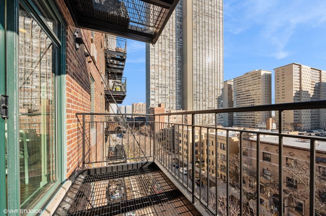 APT-811 - 3900 N Pine Grove Ave, Condo with 1 bedrooms, 1 bathrooms and 1 parking in CHICAGO IL | Image 17