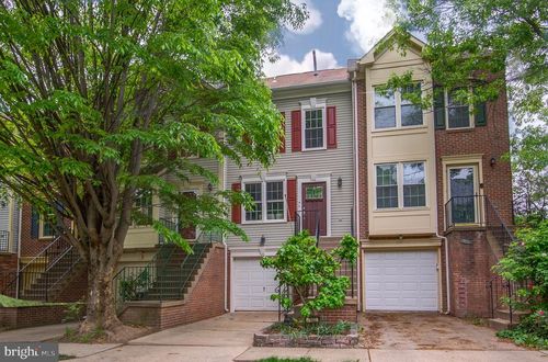 7832 Gum Springs Village Dr, ALEXANDRIA, VA, 22306-2857 | Card Image