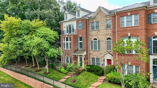 12230 Water Elm Ln, FAIRFAX, VA, 22030-9070 | Card Image