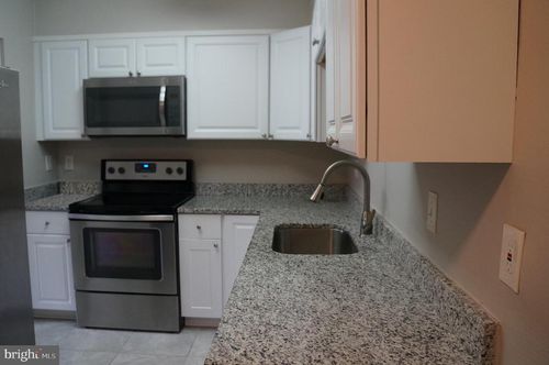 apt-701-6101 Edsall Rd, ALEXANDRIA, VA, 22304-6004 | Card Image