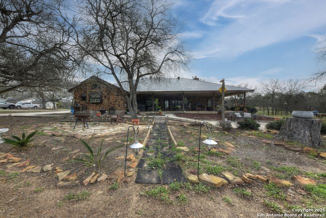 172 Home Pl, House other with 3 bedrooms, 2 bathrooms and null parking in Adkins TX | Image 29