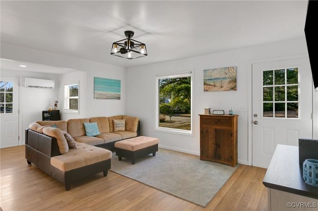 4462 Windmill Point Rd, House other with 3 bedrooms, 1 bathrooms and null parking in White Stone VA | Image 5