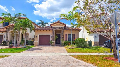 134 Ne 23rd Ter, Homestead, FL, 33033-6218 | Card Image