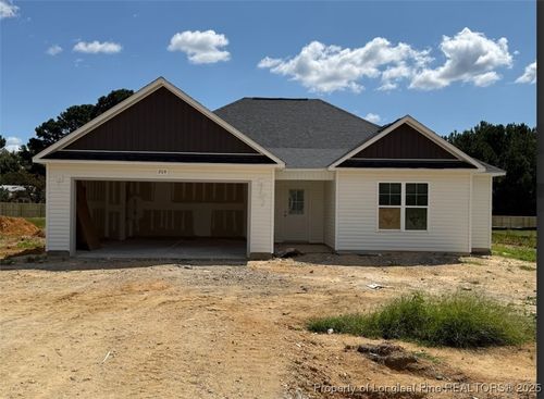 204 Boston River Drive, Dunn, NC, 28334 | Card Image