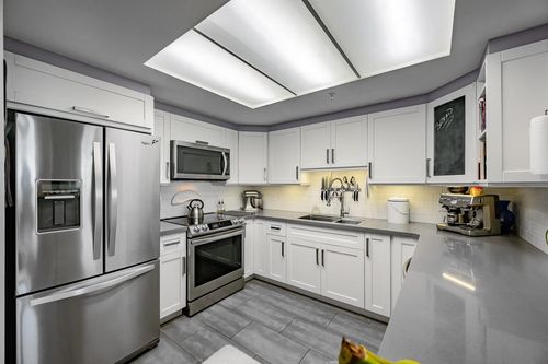 1503-13353 108 Ave, Surrey, BC, V3T5T5 | Card Image