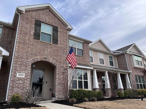 2212 Greystone Dr, Denton, TX, 76207-1745 | Card Image